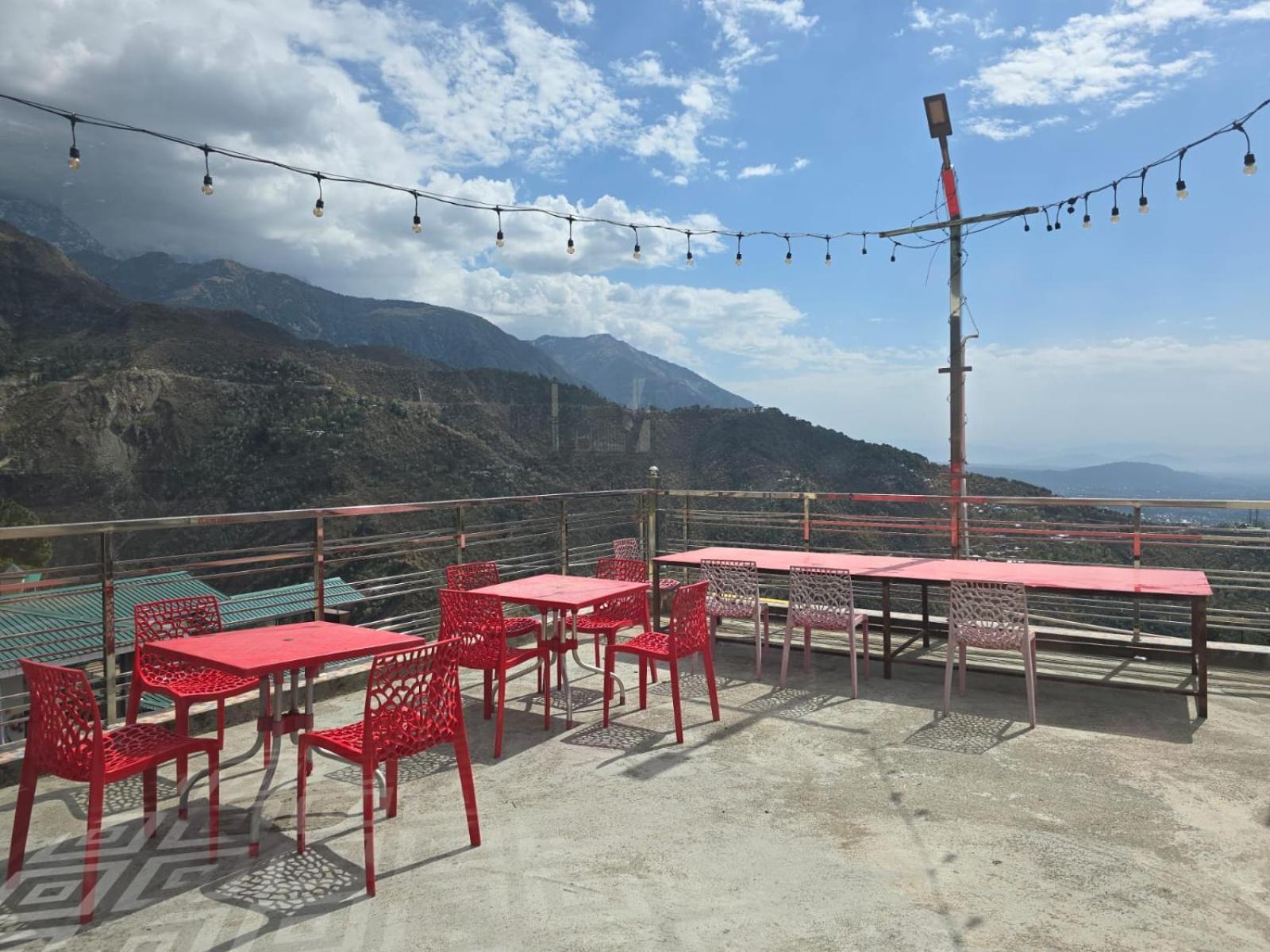 Hotel Starwud Kotagge McLeod Ganj Eksteriør bilde